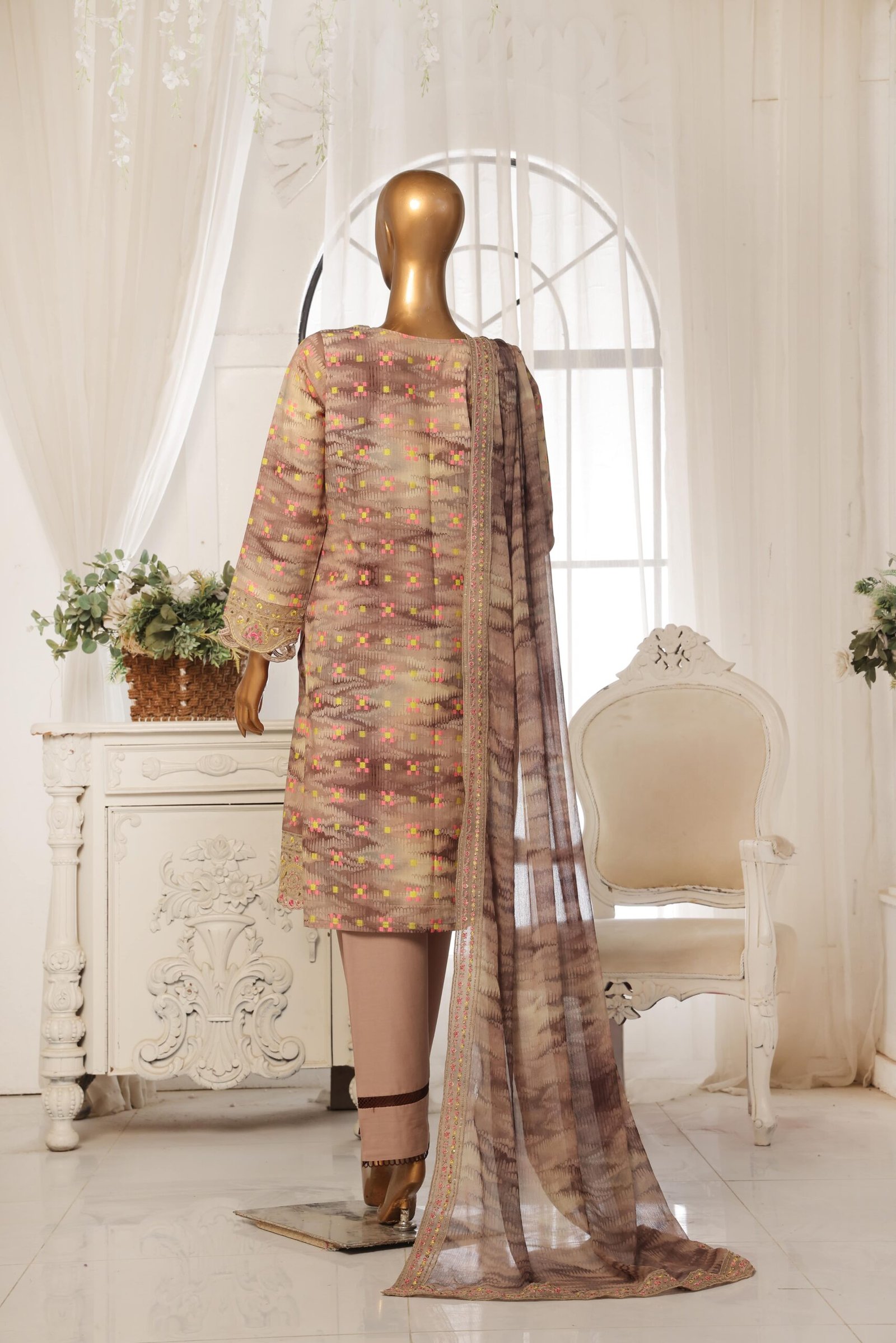 3 PIECE - EMBROIDERED JAQUARD LAWN SUIT - Image 2